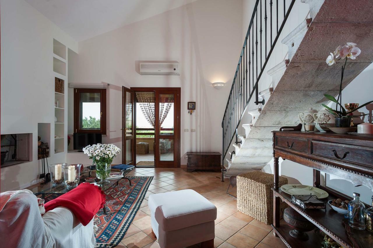 Villa Baia Verde كوستوناتشي المظهر الخارجي الصورة
